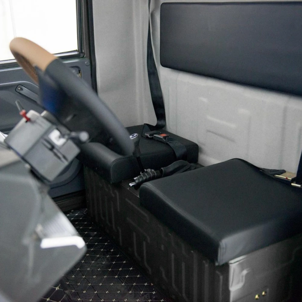 Грузовой электротрицикл Rutrike Фактор NEXT обогрев 2600 60V2000W 8